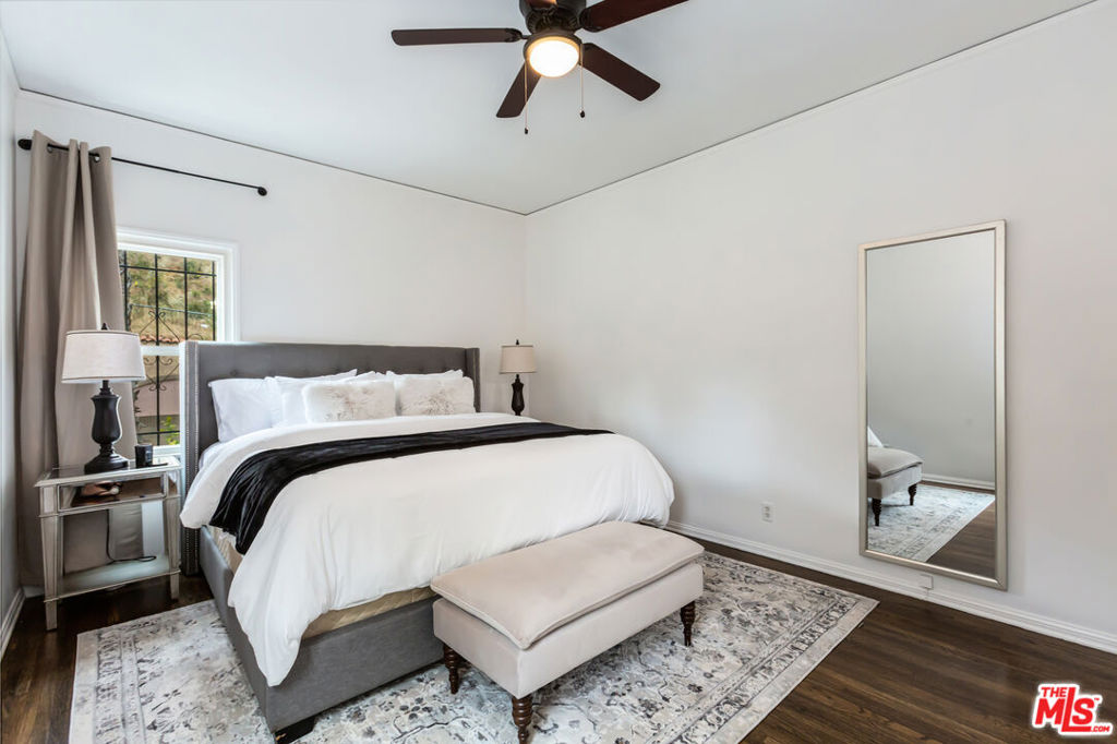8022 Hollywood Boulevard Property Photo 12