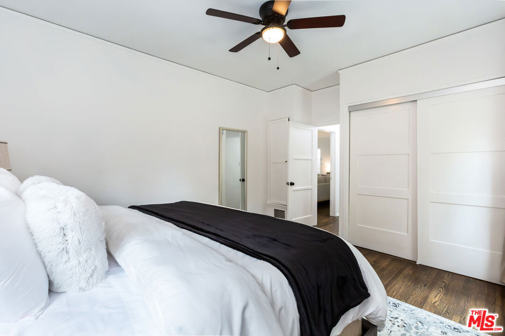 8022 Hollywood Boulevard Property Photo 13