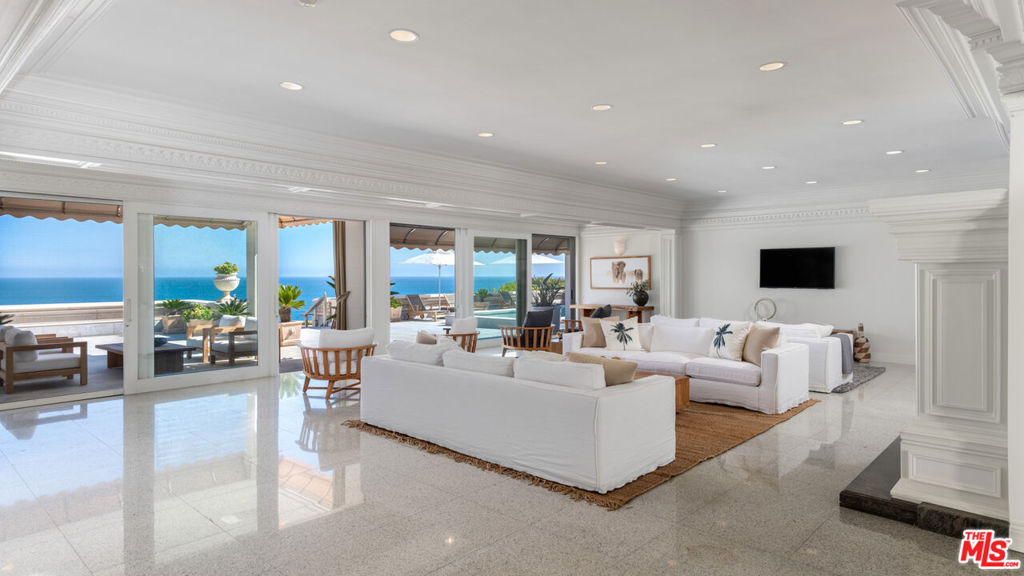 29000 Cliffside Drive Property Photo 13