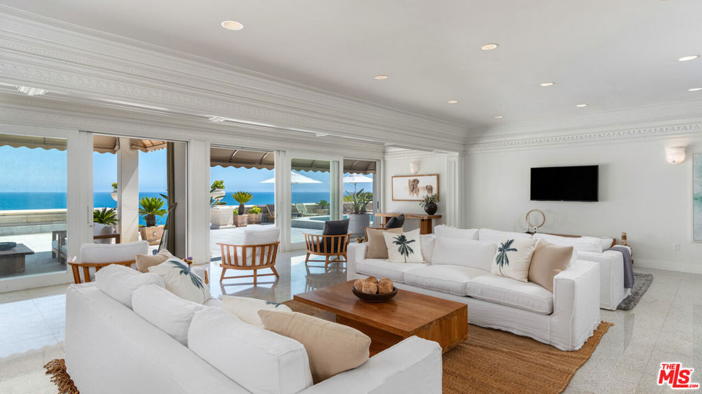 29000 Cliffside Drive Property Photo 15