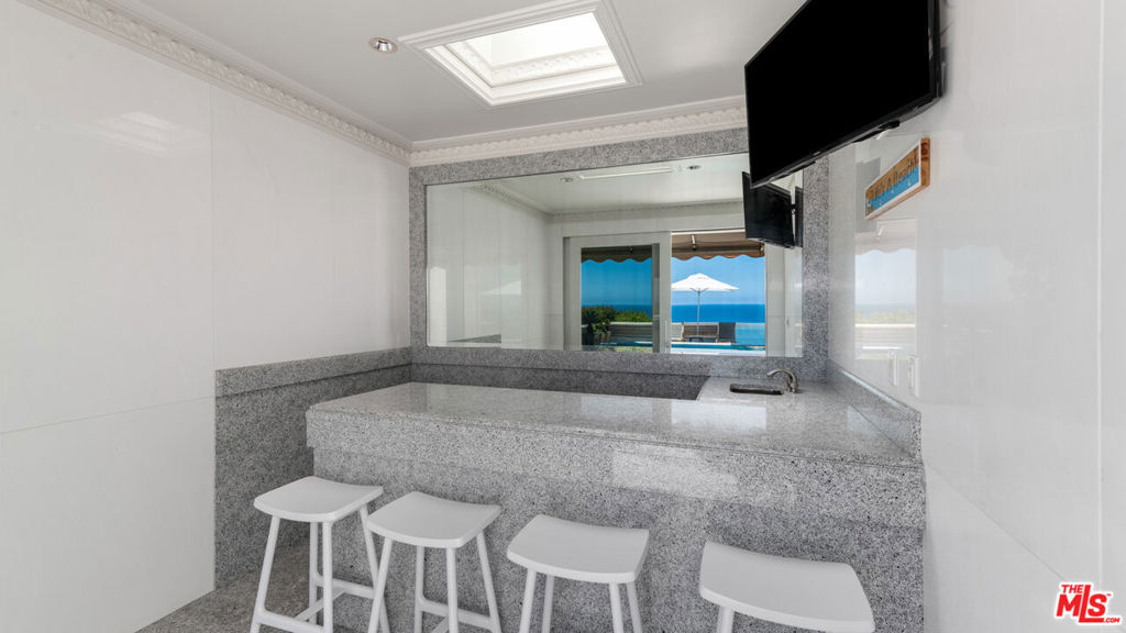 29000 Cliffside Drive Property Photo 42