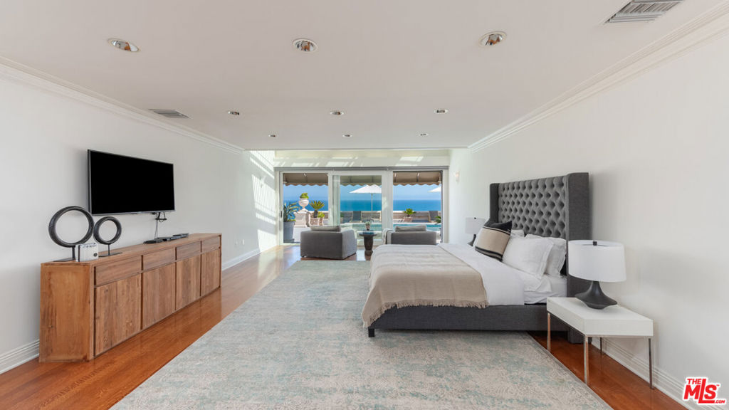 29000 Cliffside Drive Property Photo 44