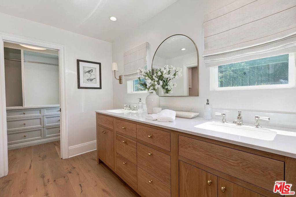 4045 Davana Road Property Photo 17