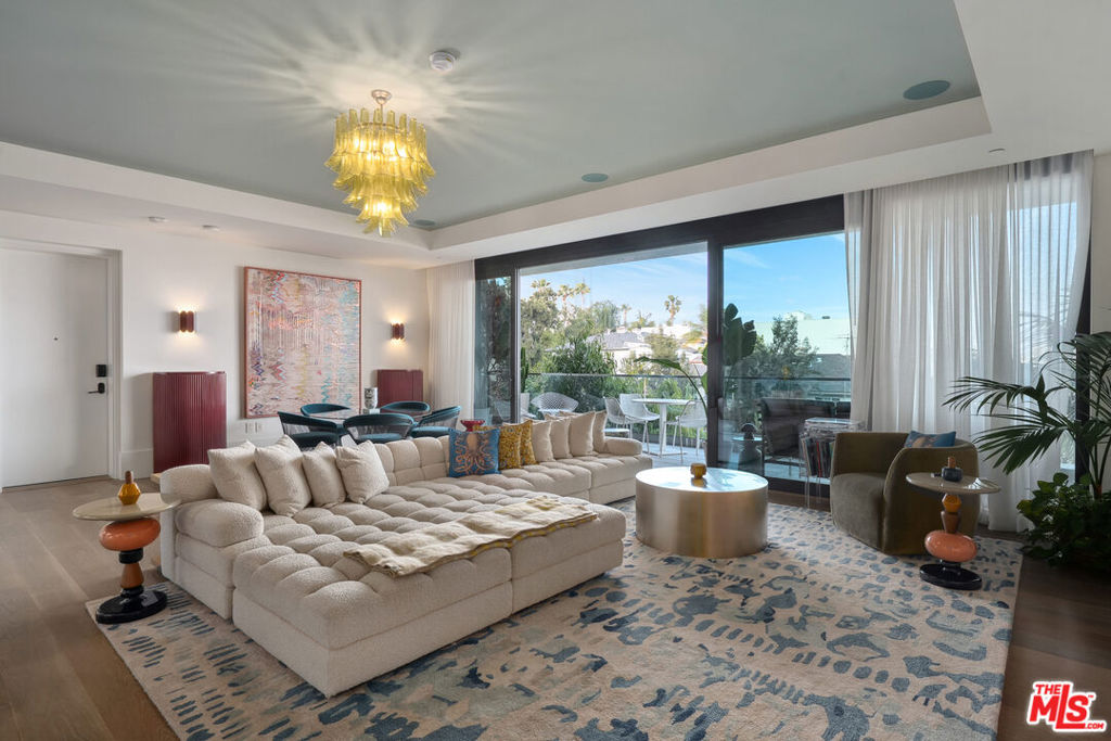 8420 W Sunset Boulevard 504 Property Photo 8