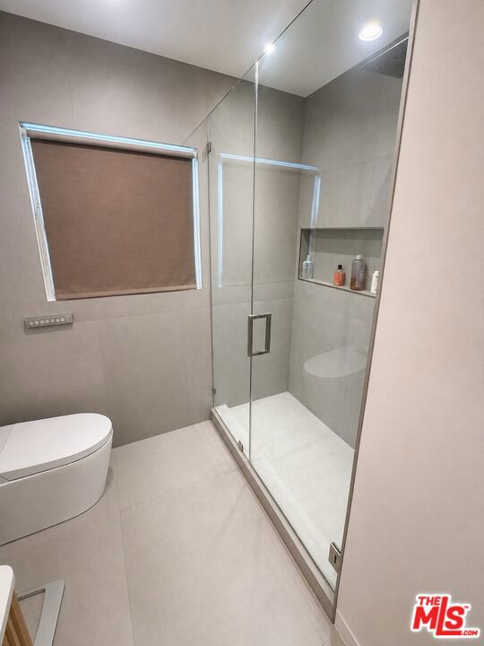 5406 Garden Grove Avenue Property Photo 11