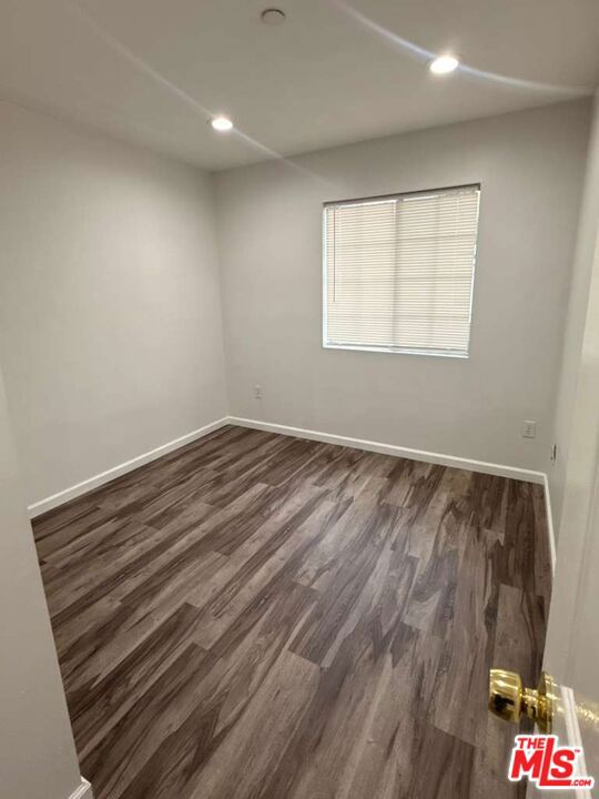 3740 Mayfield Avenue Property Photo 7