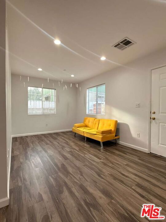 3740 Mayfield Avenue Property Photo 14