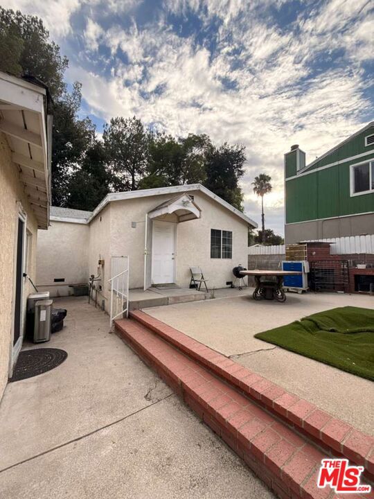 3740 Mayfield Avenue Property Photo 17