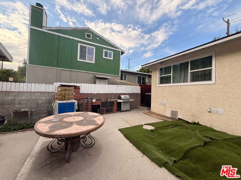 3740 Mayfield Avenue Property Photo 18