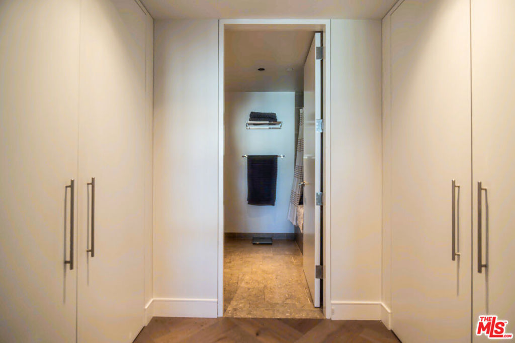 6250 Hollywood Boulevard 6g Property Photo 11