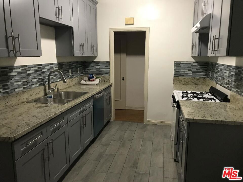 331 N Ogden Drive Property Photo 14