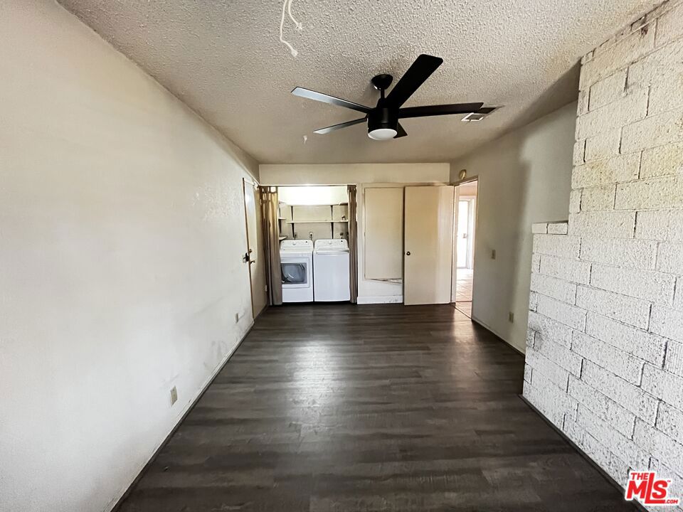 689 W Norwood Street Property Photo 11