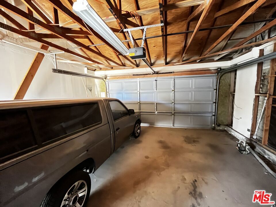 689 W Norwood Street Property Photo 21