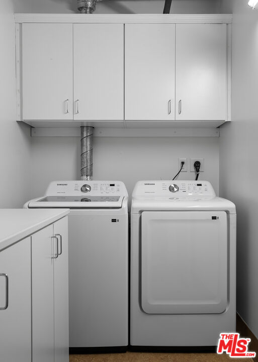 1111 S Grand Avenue 607 Property Photo 13