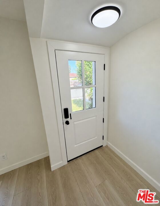 3957 Tivoli Avenue Property Photo 23