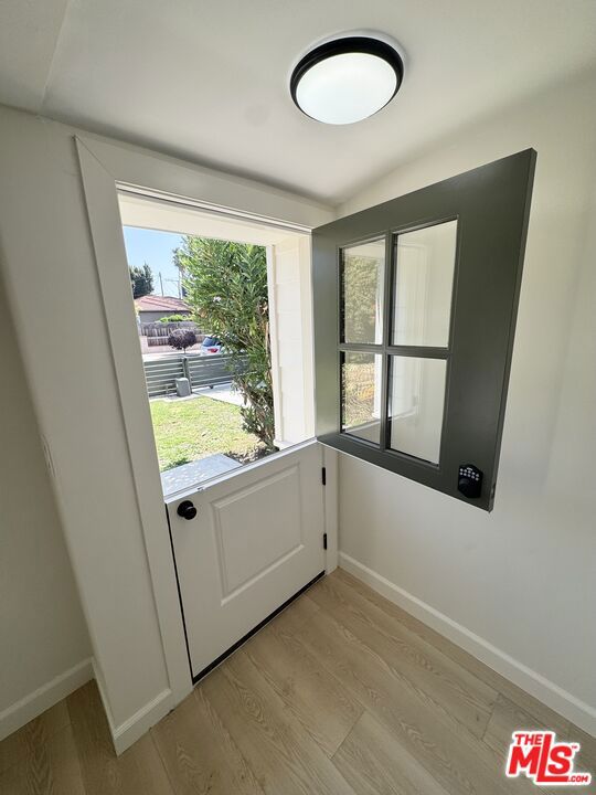 3957 Tivoli Avenue Property Photo 24