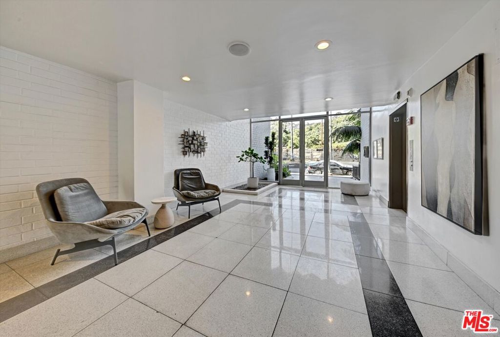 7560 Hollywood Boulevard 106 Property Photo 2