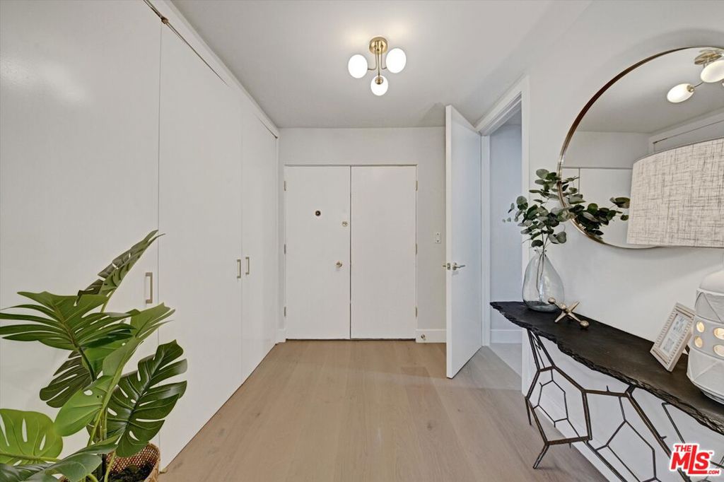 7560 Hollywood Boulevard 106 Property Photo 4