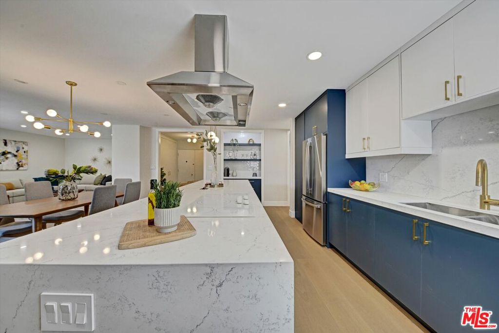 7560 Hollywood Boulevard 106 Property Photo 6