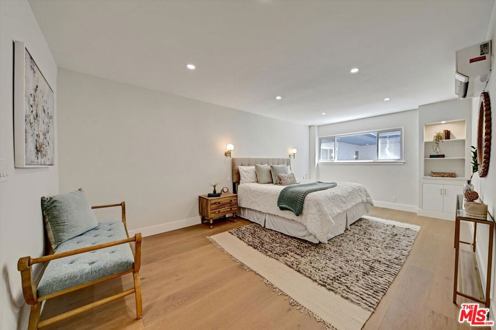 7560 Hollywood Boulevard 106 Property Photo 12