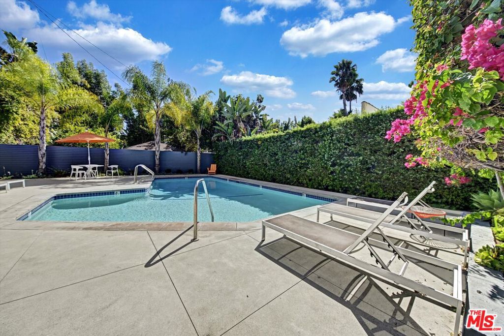 7560 Hollywood Boulevard 106 Property Photo 31
