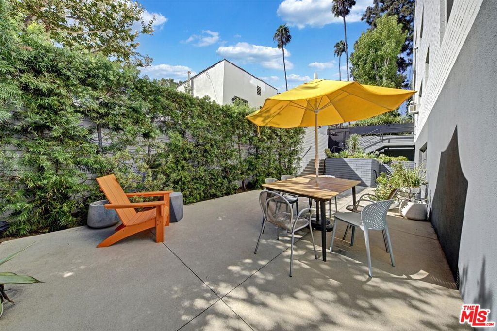 7560 Hollywood Boulevard 106 Property Photo 34