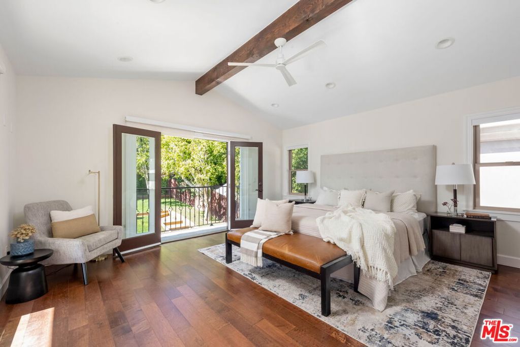 1945 Fairburn Avenue Property Photo 25