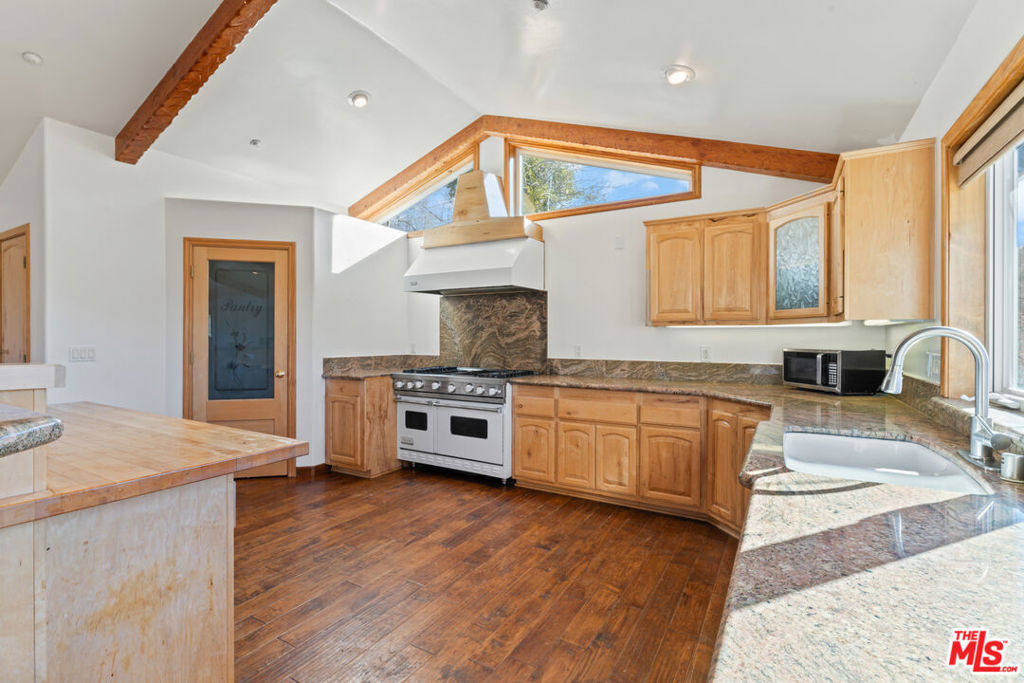 595 Elder Drive Property Photo 11