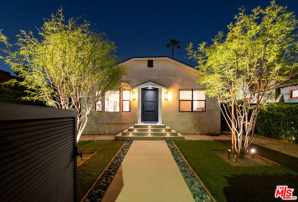 5319 West Boulevard Property Photo 1