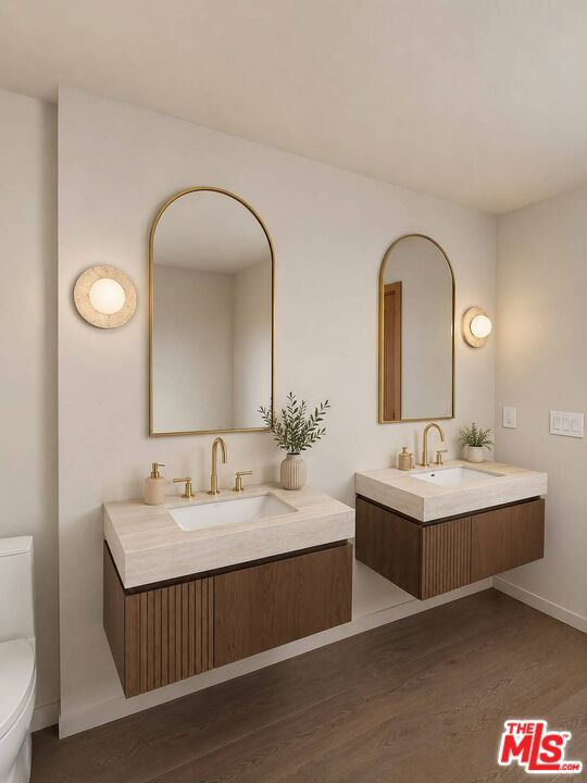 14655 Morrison Street Property Photo 9