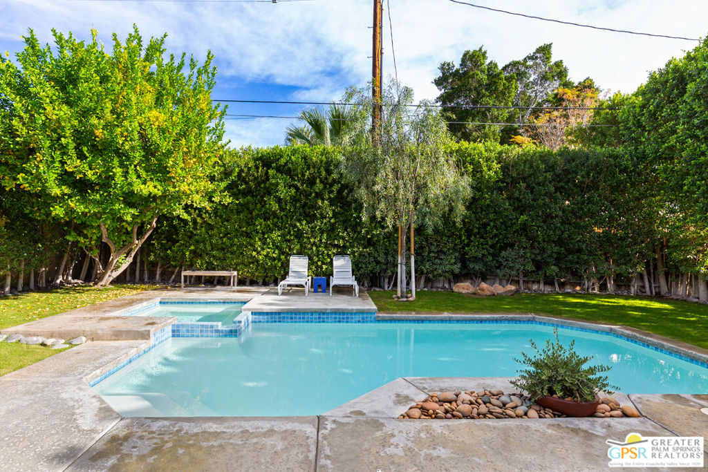 530 N Calle Rolph Property Photo 7