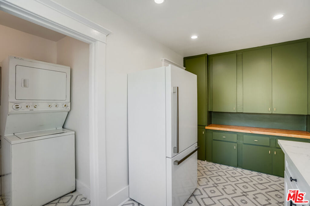 633 N Rampart Boulevard Property Photo 12