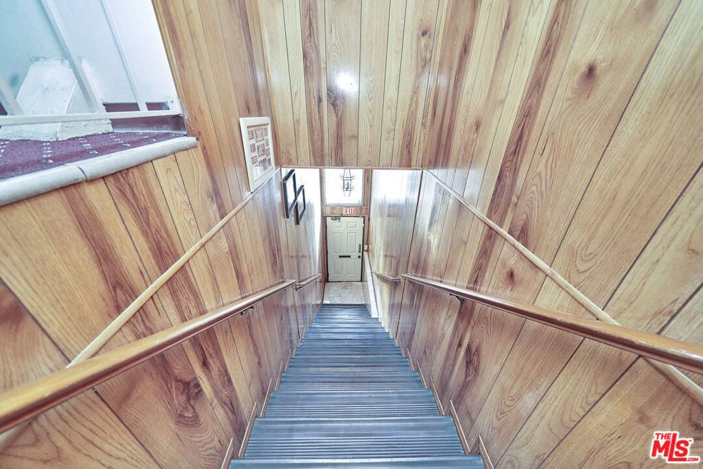 3361 W 1st Street 200 Property Photo 5