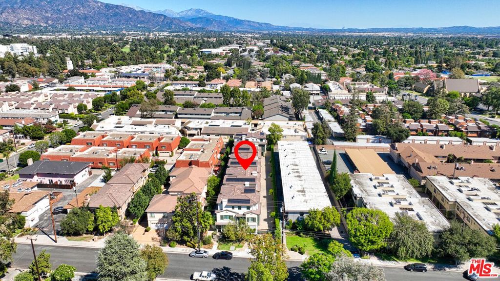 1022 La Cadena Avenue B Property Photo 24