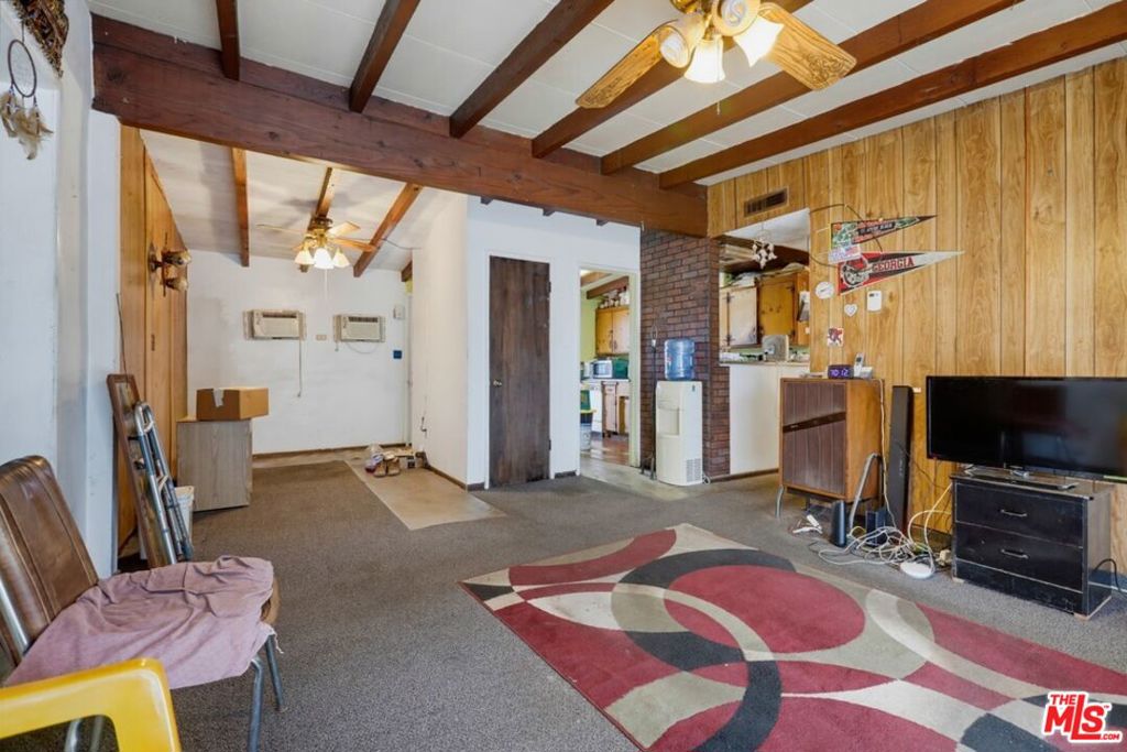 1175 Weaver Street Property Photo 3