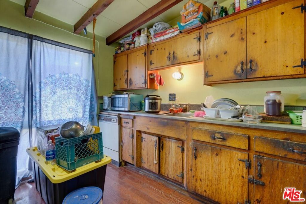 1175 Weaver Street Property Photo 12