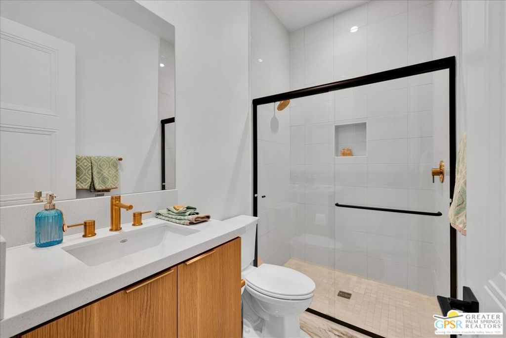841 Fountain Drive Property Photo 34