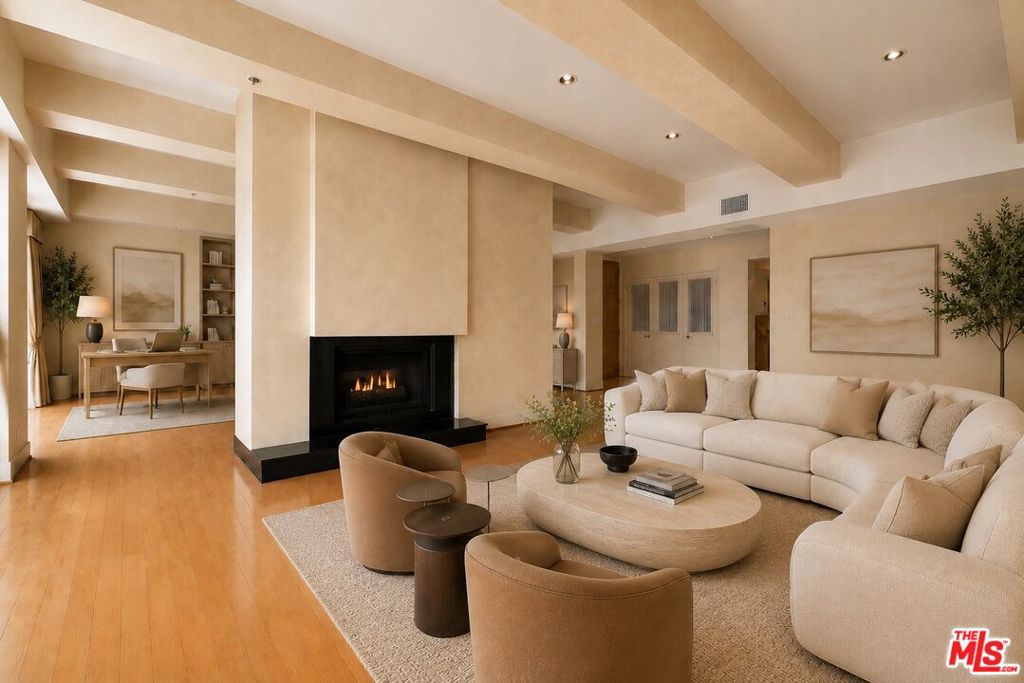 10790 Wilshire Boulevard 1001 Property Photo 2