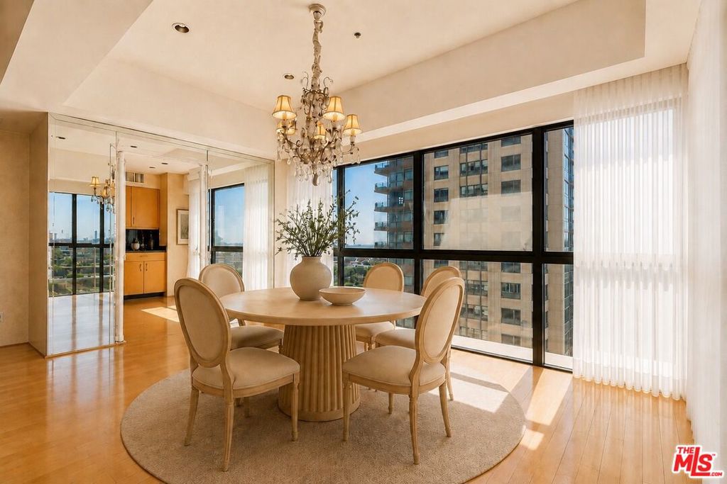10790 Wilshire Boulevard 1001 Property Photo 3