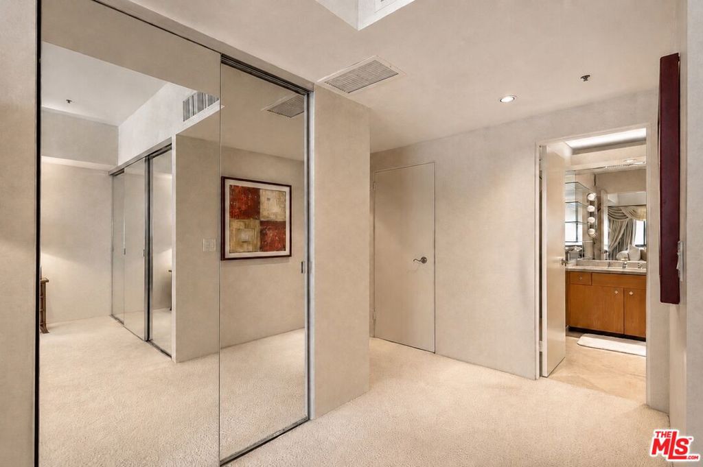 10790 Wilshire Boulevard 1001 Property Photo 16
