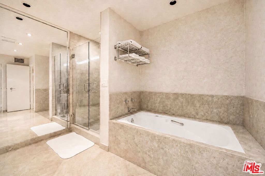 10790 Wilshire Boulevard 1001 Property Photo 18