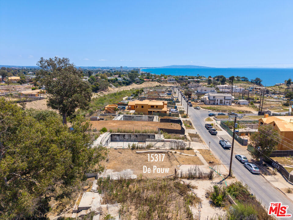 15317 De Pauw Street Property Photo 9