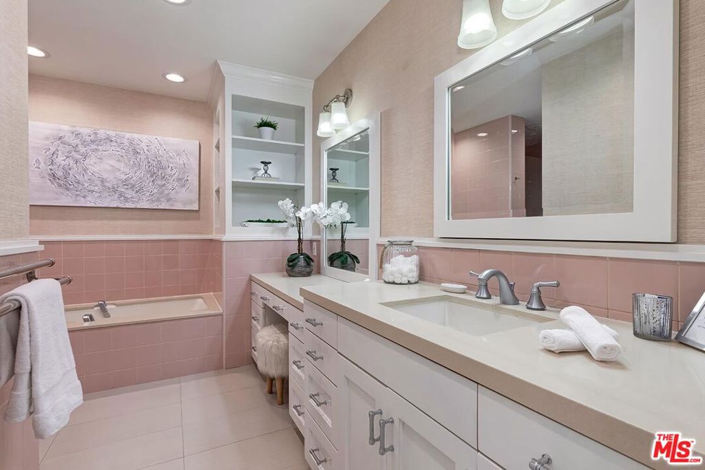 10350 Wilshire Boulevard 1102 Property Photo 25