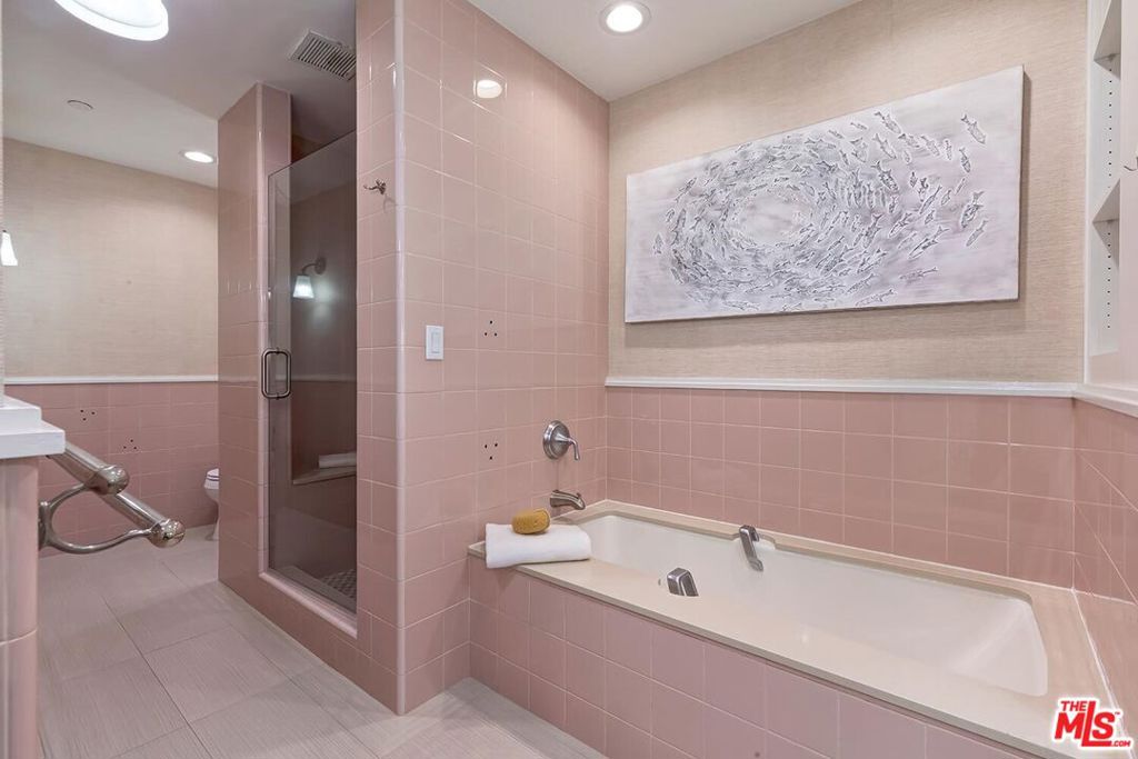 10350 Wilshire Boulevard 1102 Property Photo 26
