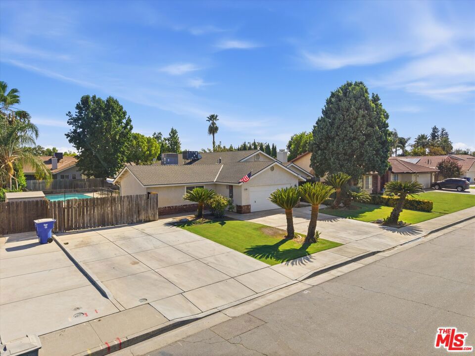 14109 Tierra Blanca Avenue Property Photo 5