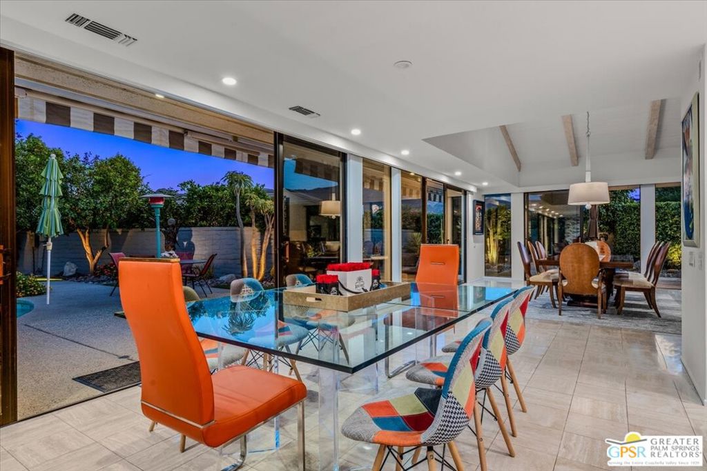 1 Park Lane Property Photo 18