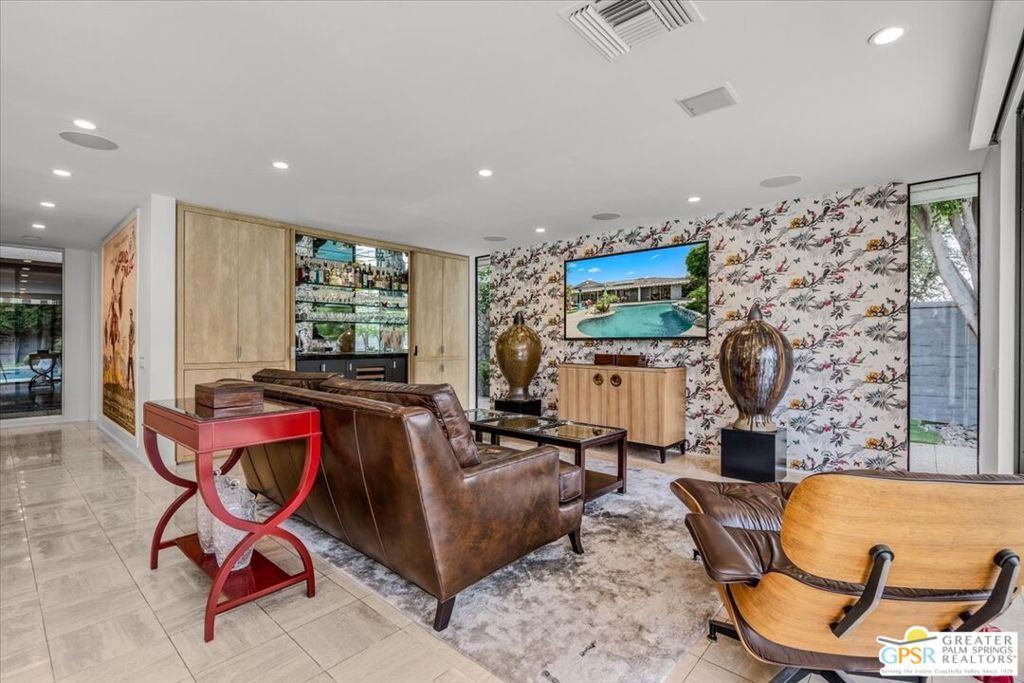 1 Park Lane Property Photo 19