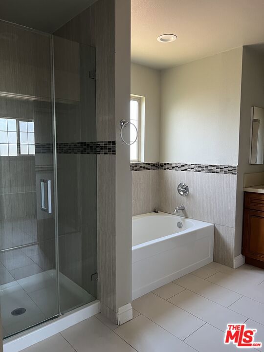9124 Florence Avenue Property Photo 8