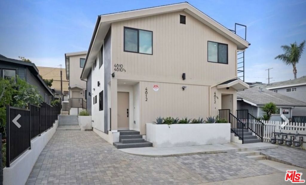 4810 1/2 Mascot Street Property Photo 1