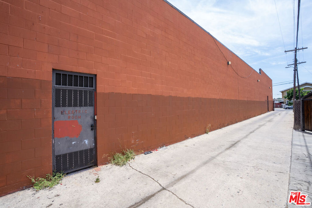 4701 S Broadway Property Photo 15